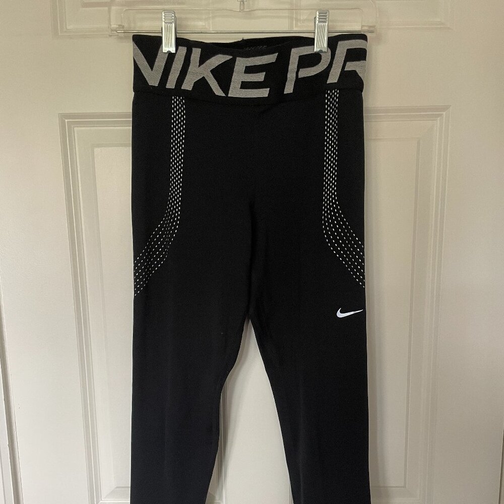 Nike Pro Sculpt Women's High-Waisted 7/8 Leggings